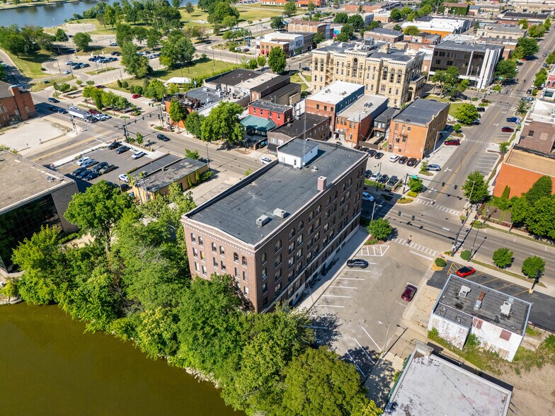 More Photos Of 628-630 Columbus St, Ottawa Loft Creative Space For Sale