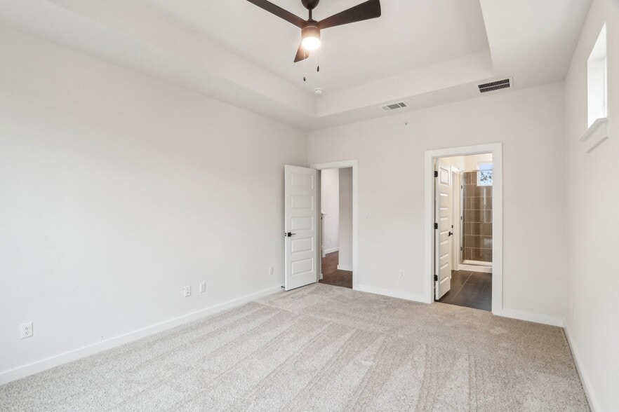 More Photos Of 2600 Gattis School Rd, Round Rock Multifamily For Sale