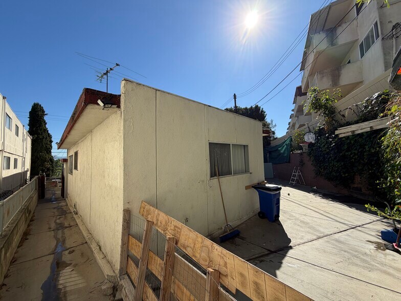 More Photos Of 2745 S Fremont Ave, Alhambra Apartments For Sale
