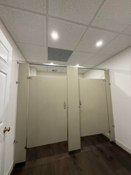 More Photos Of 133 Old Forreston Rd., Greeleyville Light Manufacturing For Sale