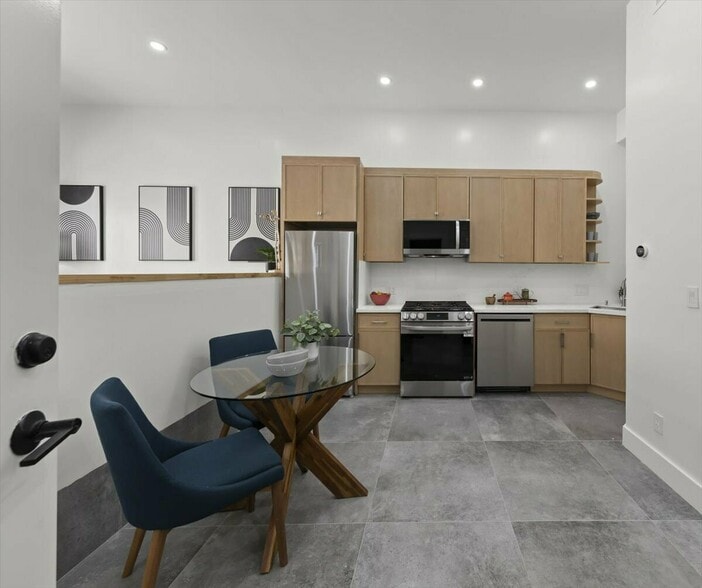 More Photos Of 1431 Grant Ave, San Francisco Multifamily For Sale