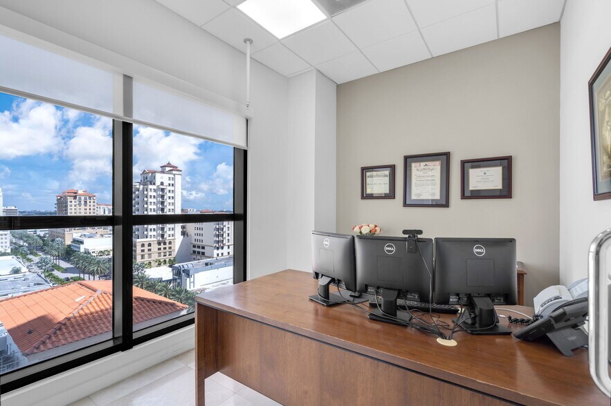 More Photos Of 2020 Ponce De Leon Blvd, Coral Gables Office For Sale