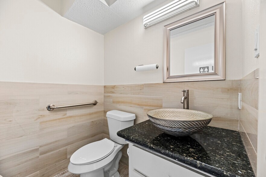 More Photos Of 11111 Jones Rd, Houston Medical For Lease