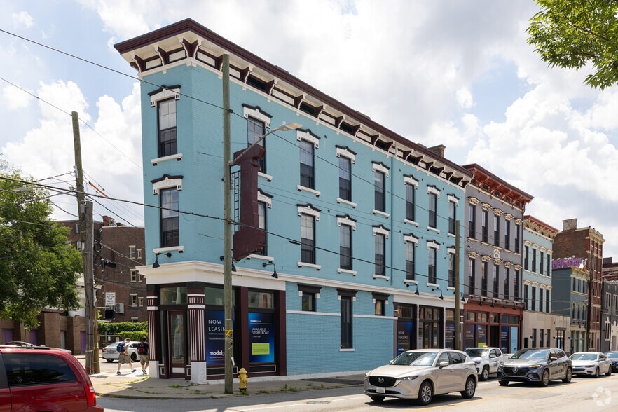 More Photos Of 1822 Vine St, Cincinnati Storefront Retail Residential For Lease