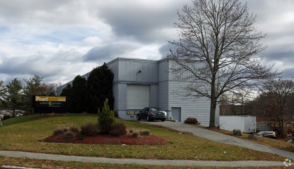 More Photos Of 66 Concord St, North Reading Light Distribution For Lease