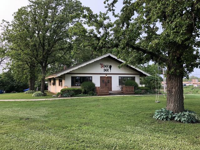 More Photos Of 890 Cog Cir, Crystal Lake Freestanding For Sale
