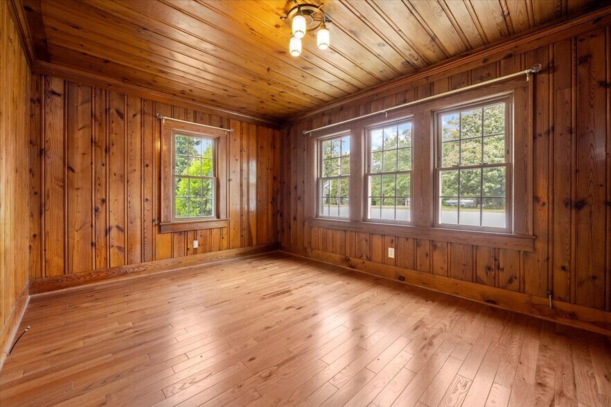 More Photos Of 301 E Main St, Easley Land For Sale