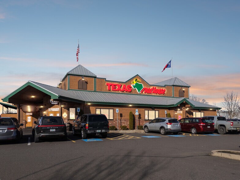 Primary Photo Of 1060 Valley River Way, Eugene Restaurant For Sale