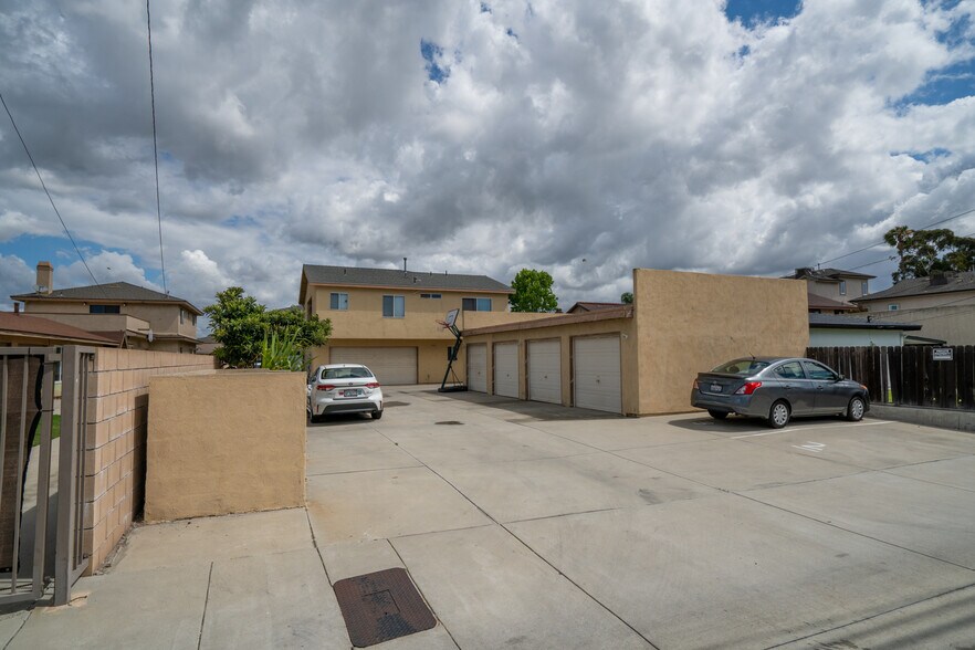 More Photos Of 4302 Howard Ave, Los Alamitos Apartments For Sale