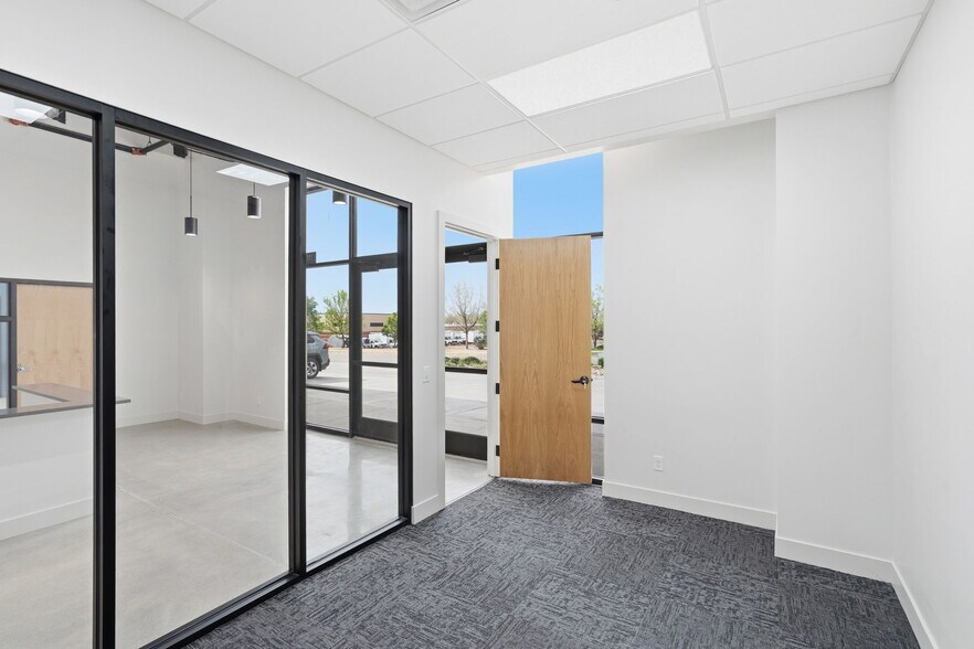 More Photos Of 1360 Horizon Ave, Lafayette Warehouse For Sale