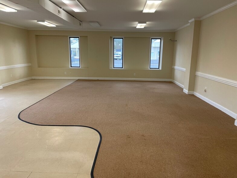 More Photos Of 1601 W Vernon Ave, Kinston Office For Lease
