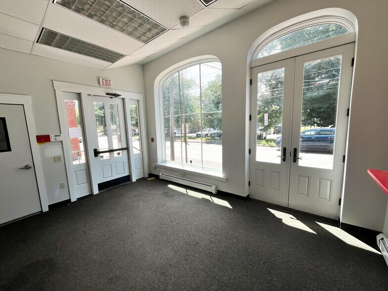 More Photos Of 181 Brackett St, Portland Apartments For Sale