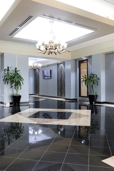 More Photos Of 6066 Leesburg Pike, Falls Church Office For Lease