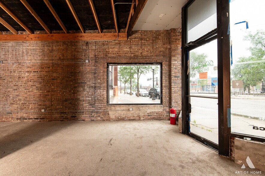 More Photos Of 16-18 E Burlington Ave, La Grange Storefront For Lease