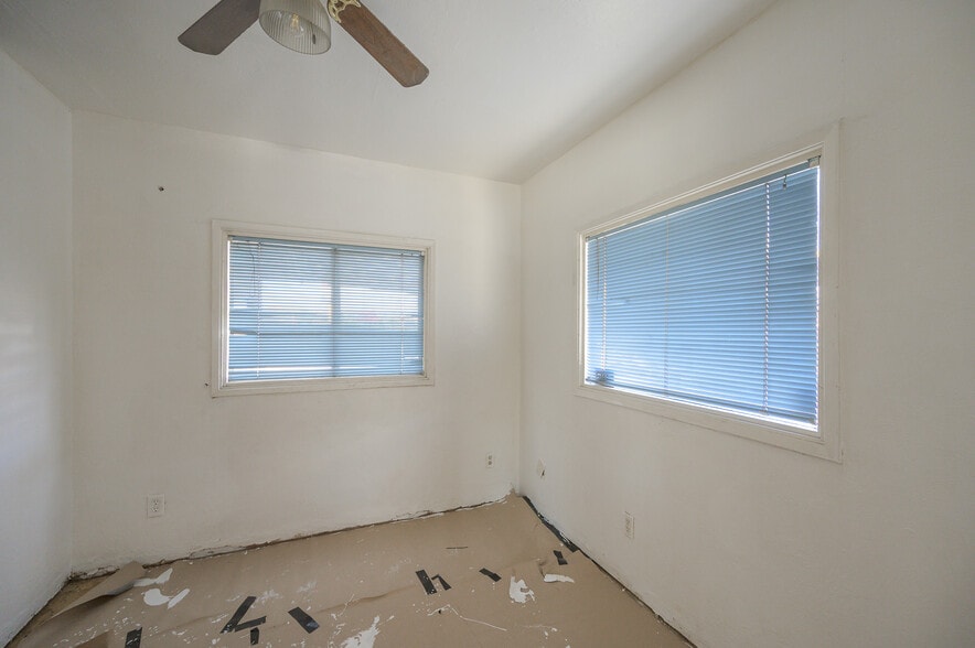 More Photos Of 1770 Highway 95, Bullhead City Specialty For Sale