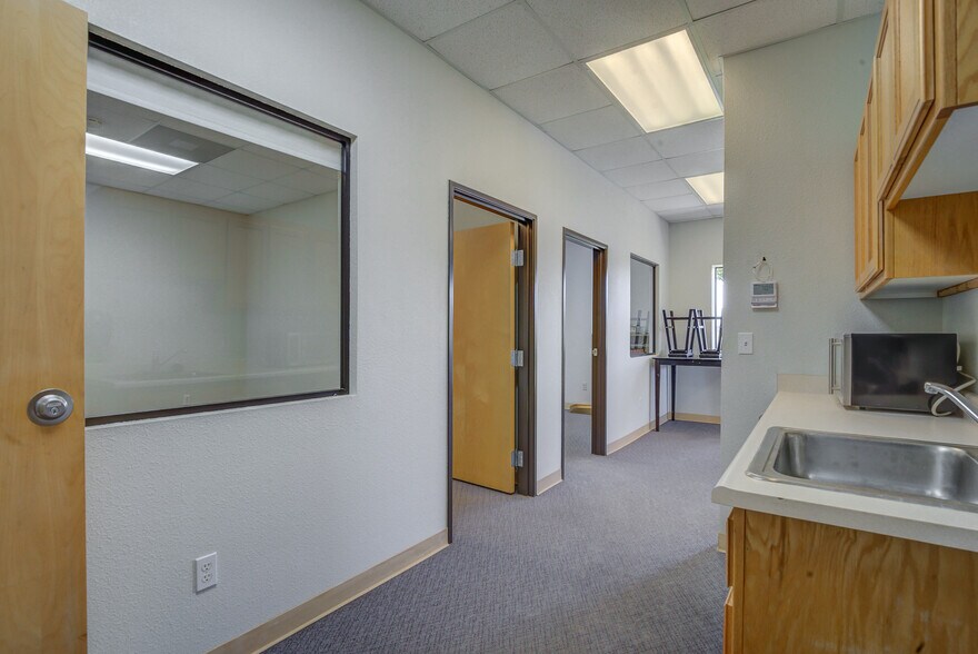 More Photos Of 1671 Zachi Way, Redding Industrial For Lease