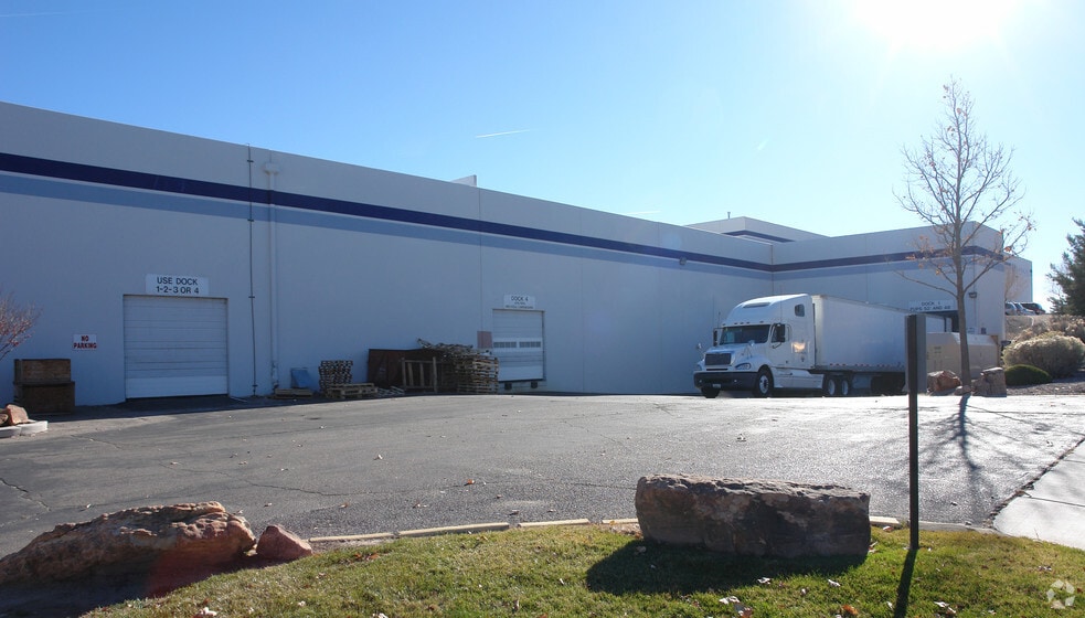 More Photos Of 590 Laser Rd NE, Rio Rancho Manufacturing For Lease