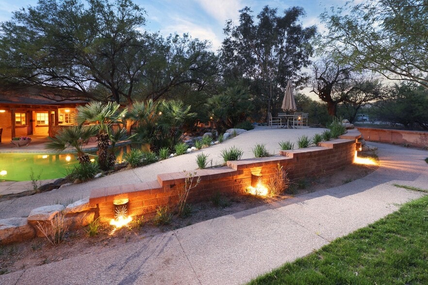 More Photos Of 13105 E Placita Las Avenas, Tucson Horse Stables For Sale