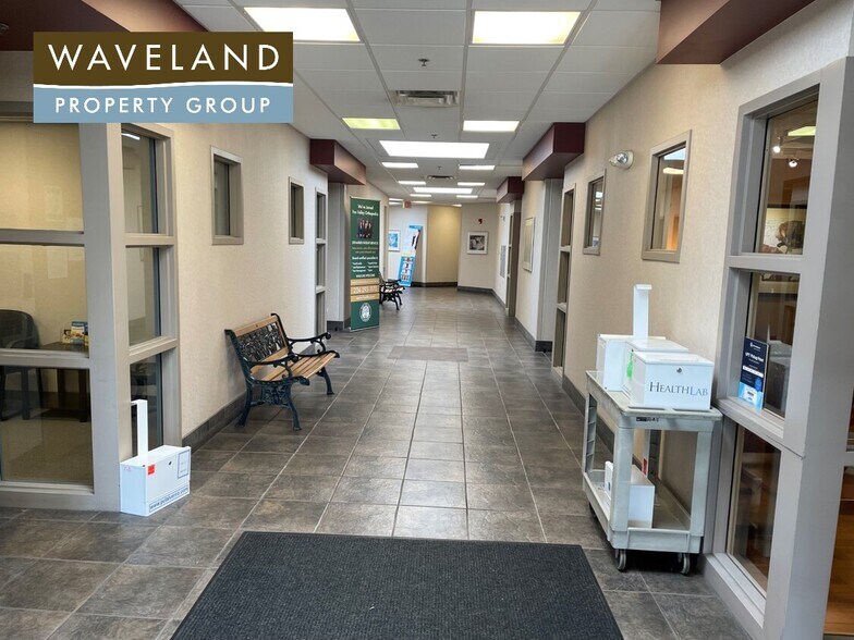 More Photos Of 2350 Royal Blvd, Elgin Medical For Lease