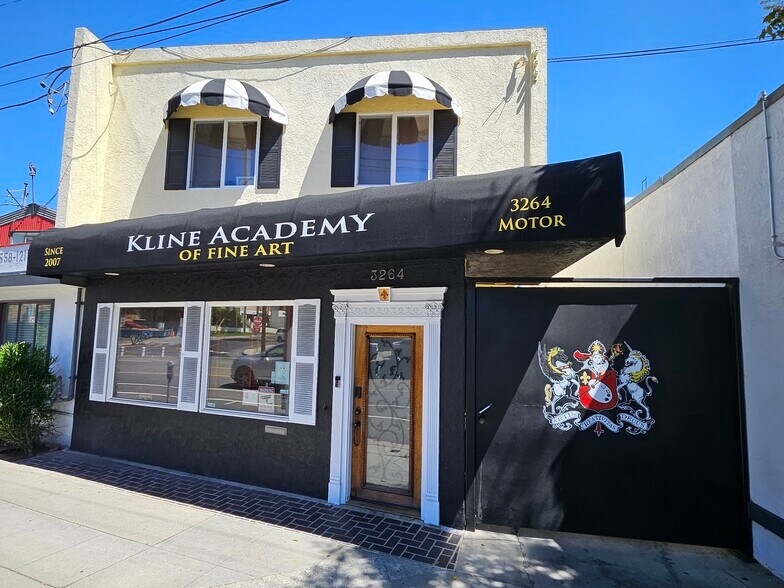 Primary Photo Of 3264 Motor Ave, Los Angeles Restaurant For Sale