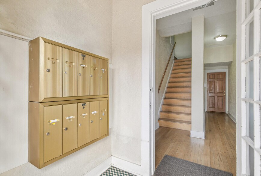 More Photos Of 1328 Corona St, Denver Apartments For Sale