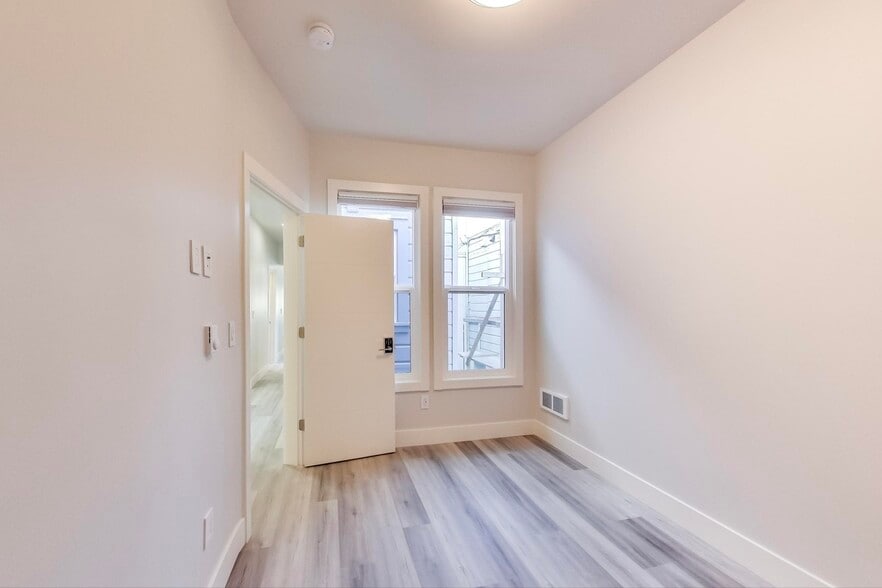 More Photos Of 811-815 Oak St, San Francisco Apartments For Sale