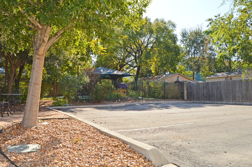 More Photos Of 218 Maverick St, San Antonio Coworking Space