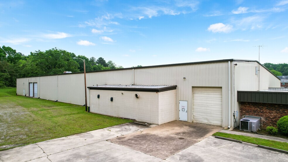 More Photos Of 124 N Charleston St, Blacksburg Warehouse For Sale