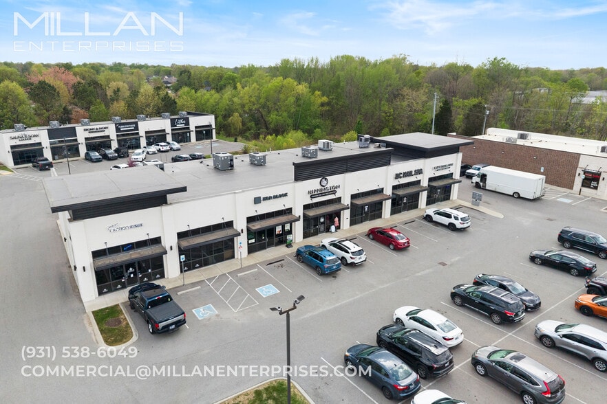 More Photos Of 2670 Madison St, Clarksville Storefront Retail Office For Lease
