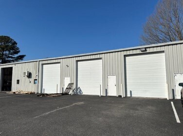More Photos Of 940 Corporate Ln, Chesapeake Industrial For Lease