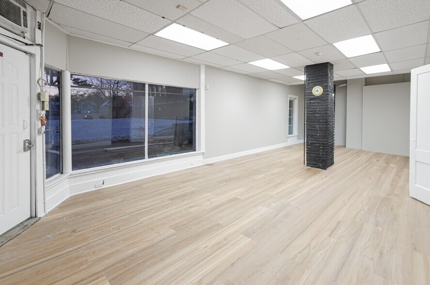 More Photos Of 168 Lunenburg St, Fitchburg Storefront Retail Residential For Lease