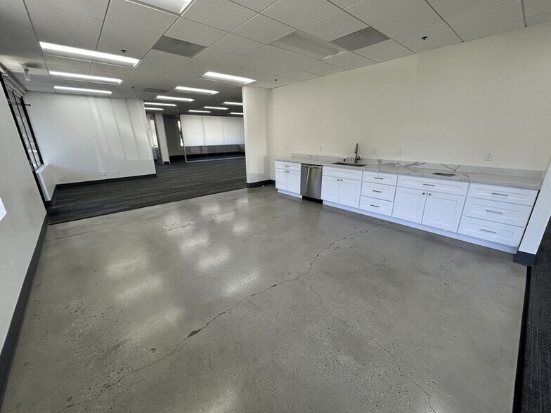 More Photos Of 12930 Saratoga Ave, Saratoga Unknown For Lease