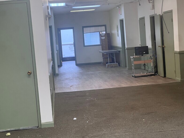 More Photos Of 5017 Avenue D, Brooklyn Storefront Retail Residential For Sale
