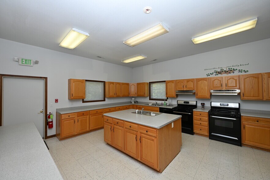 More Photos Of 77 E 50 N, Winamac Religious Facility For Sale