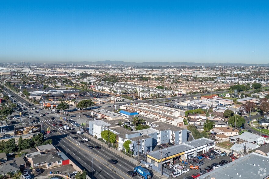 More Photos Of 835 W Rosecrans Ave, Gardena Apartments For Sale