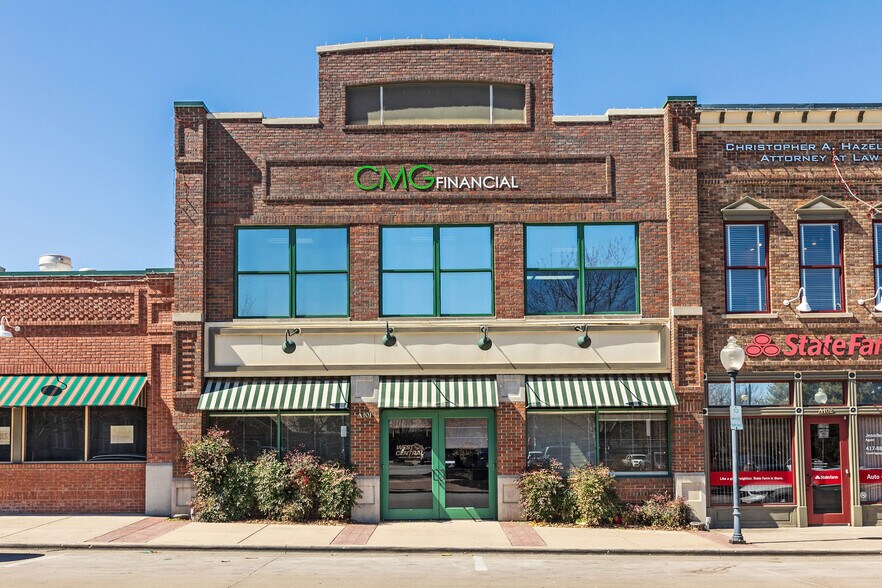 More Photos Of 2101 W Chesterfield Blvd, Springfield Office For Sale