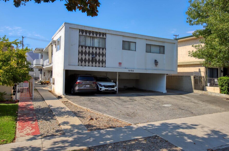More Photos Of 1055 Grover Ave, Glendale Apartments For Sale
