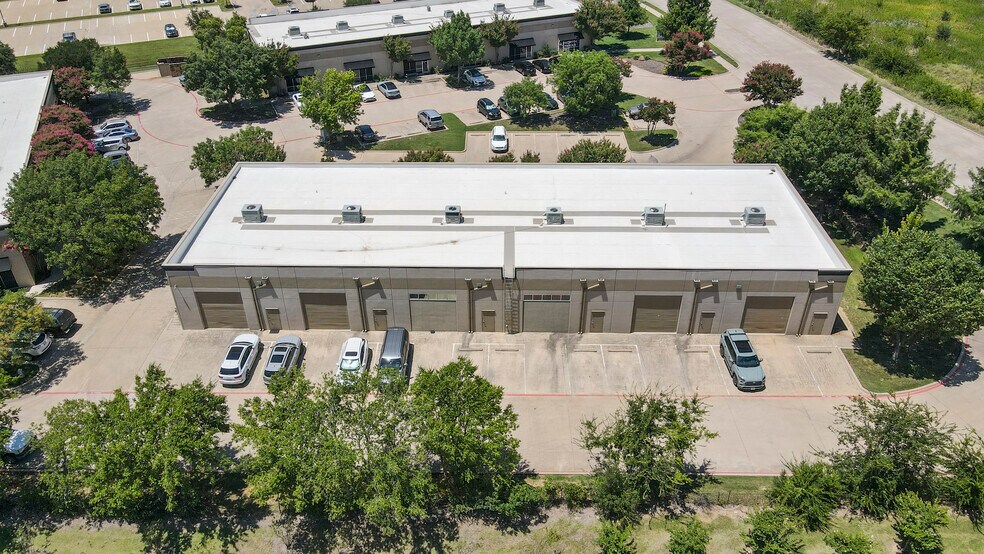 More Photos Of 99 Regency Pky, Mansfield Office For Lease