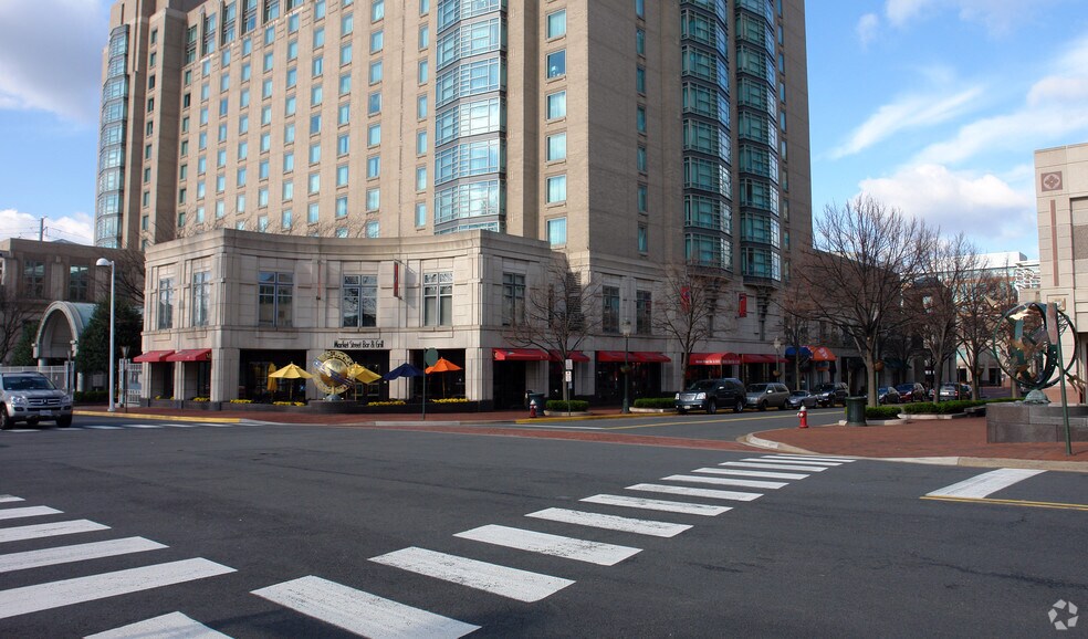 More Photos Of 1800 Presidents St, Reston Hotel For Lease