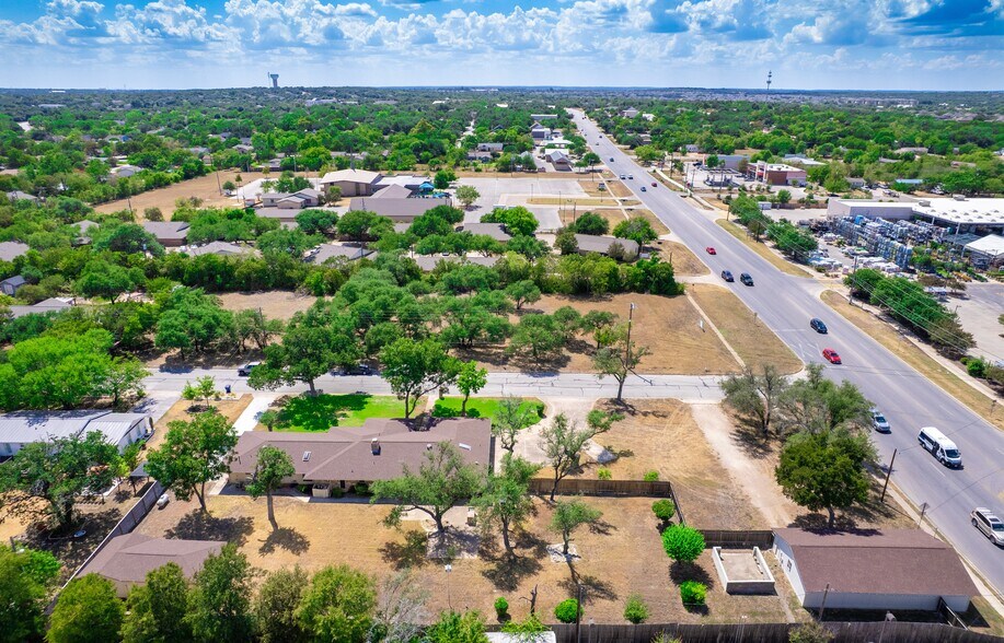 More Photos Of 1702 Lone Oak Dr, Leander Flex For Sale