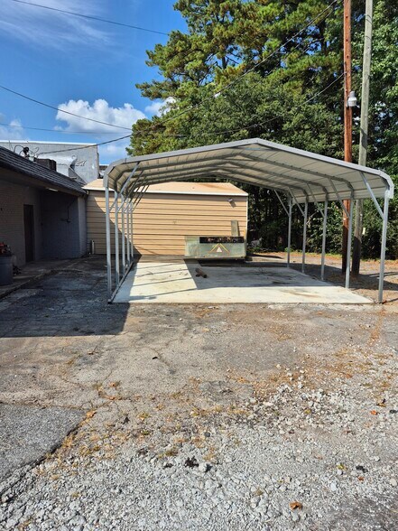 More Photos Of 4644 Jonesboro Rd, Forest Park Storefront Retail Office For Sale