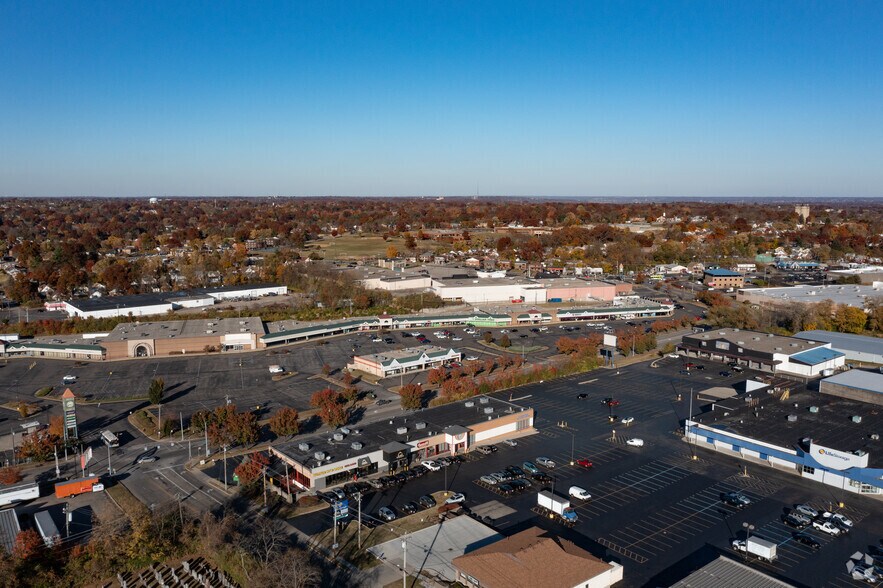 More Photos Of 5081-5093 Glencrossing Way, Cincinnati Freestanding For Lease