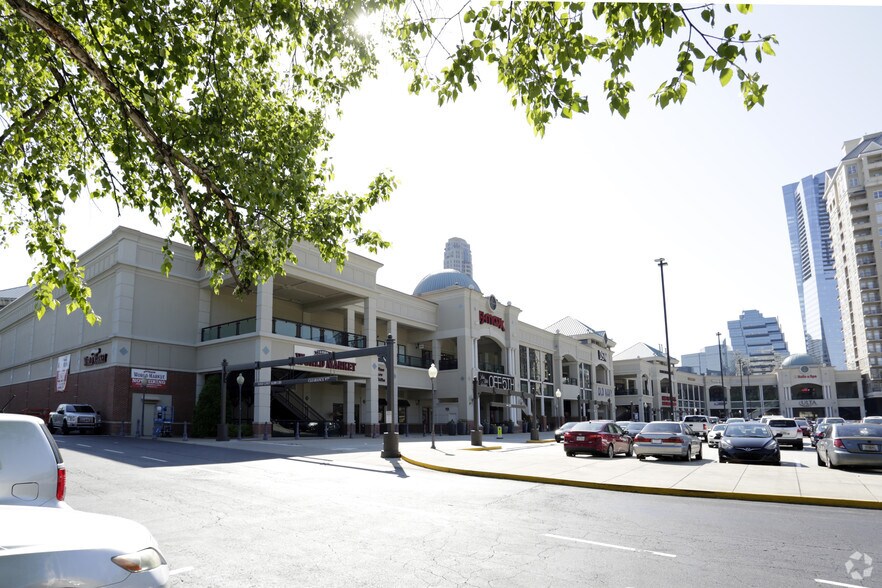 More Photos Of 1 Buckhead Loop, Atlanta Storefront For Lease