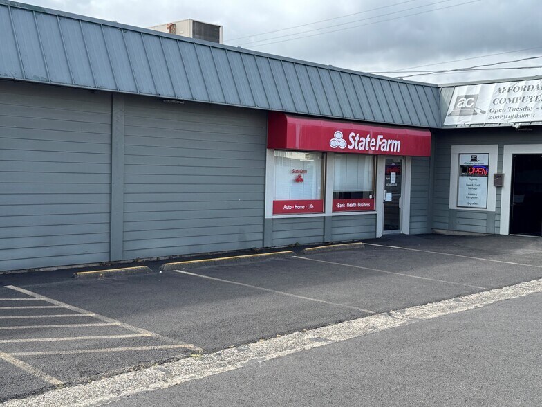 More Photos Of 2385 W 11th Ave, Eugene Storefront Retail Office For Lease
