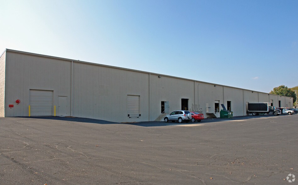 More Photos Of 2277-2297 Arbor Blvd, Dayton Warehouse For Lease