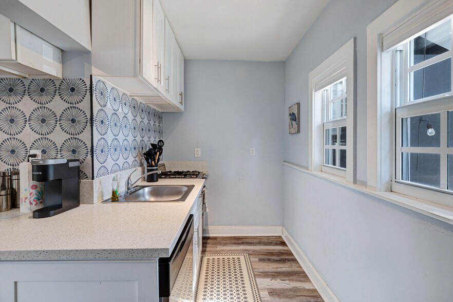 More Photos Of 314 S Federal Hwy, Lake Worth Beach Apartments For Sale