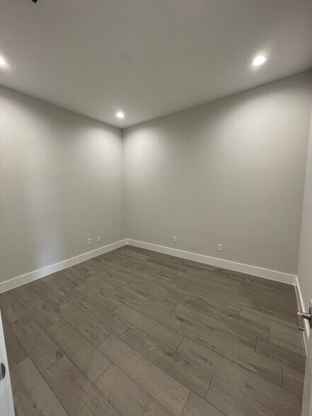 More Photos Of 2951 FM 1460, Georgetown Office For Sale