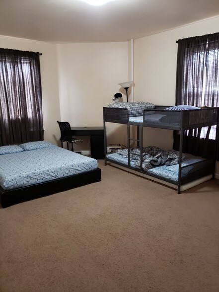 More Photos Of 69 Starbuck St, Staten Island Apartments For Sale