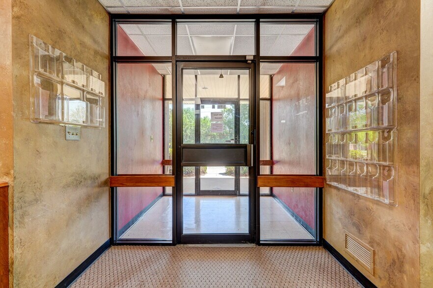 More Photos Of 3311 Burlington Rd, Greensboro Office For Sale