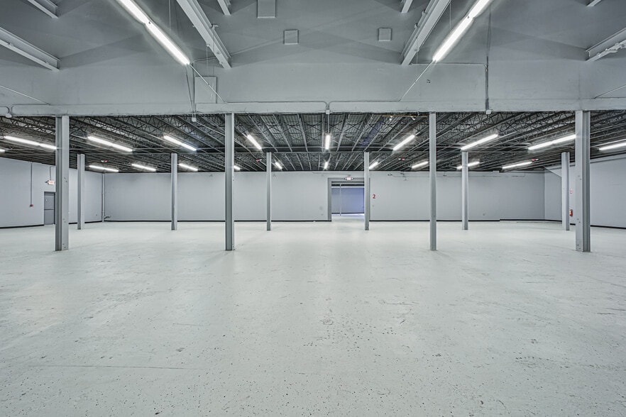 More Photos Of 102 S Shaver St, Pasadena Warehouse For Sale